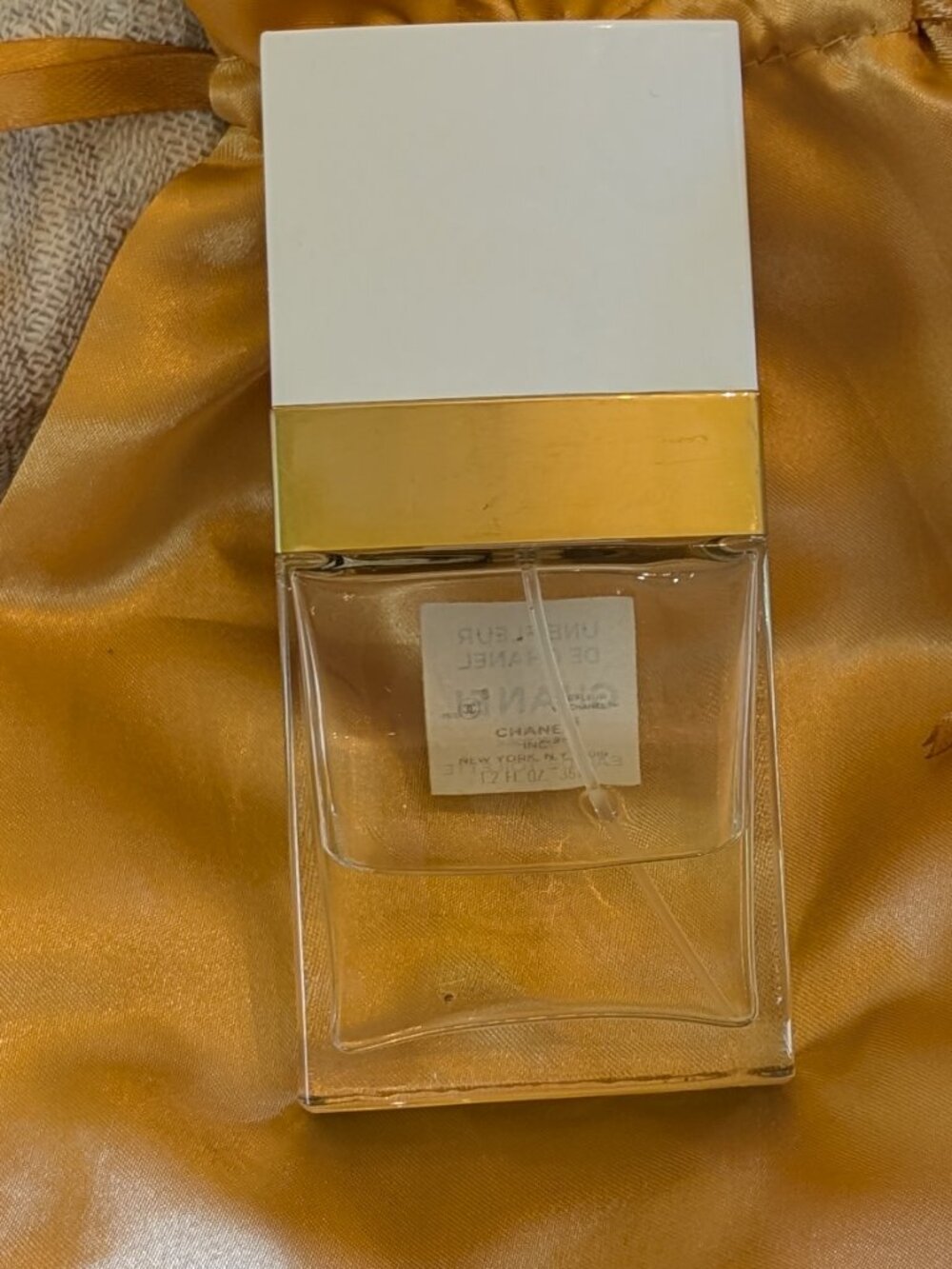 Chanel Une Fleur de Chanel eau de Toilette - Picture 5 of 11
